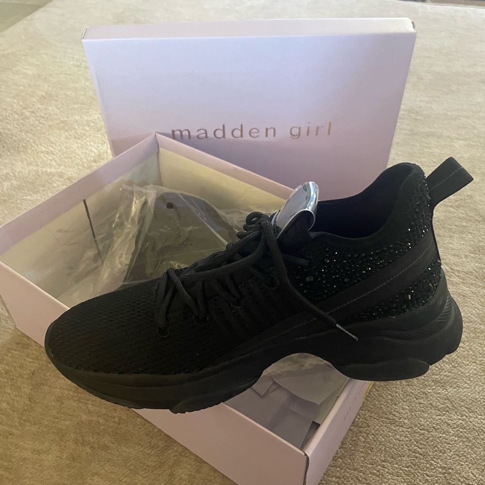 Madden Girl Black Lady Shoes